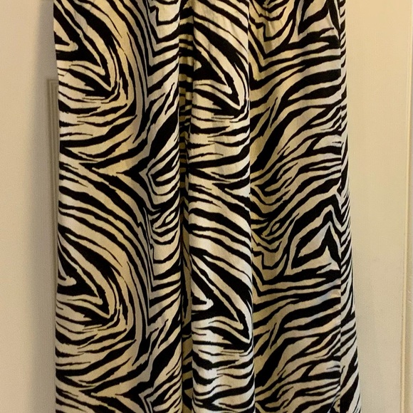 Rachel Roy Zebra Stripe Print Wide Leg Pants. Size S - Picture 4 of 5